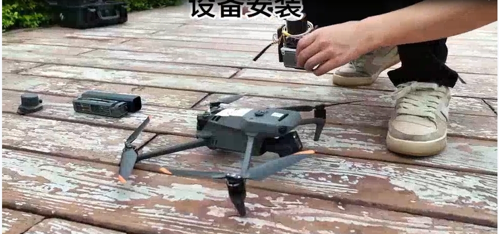 機載智盒功能演示--脫控飛行